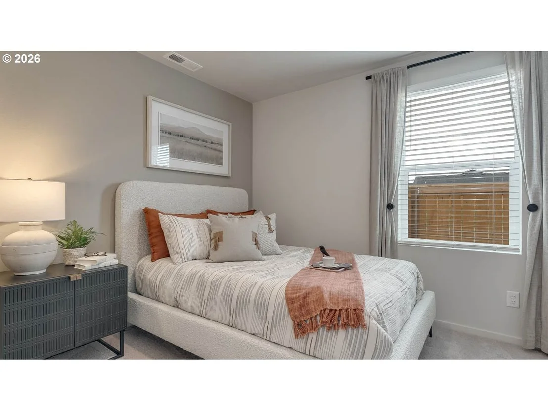 Photo of 443 Pietro ST NE