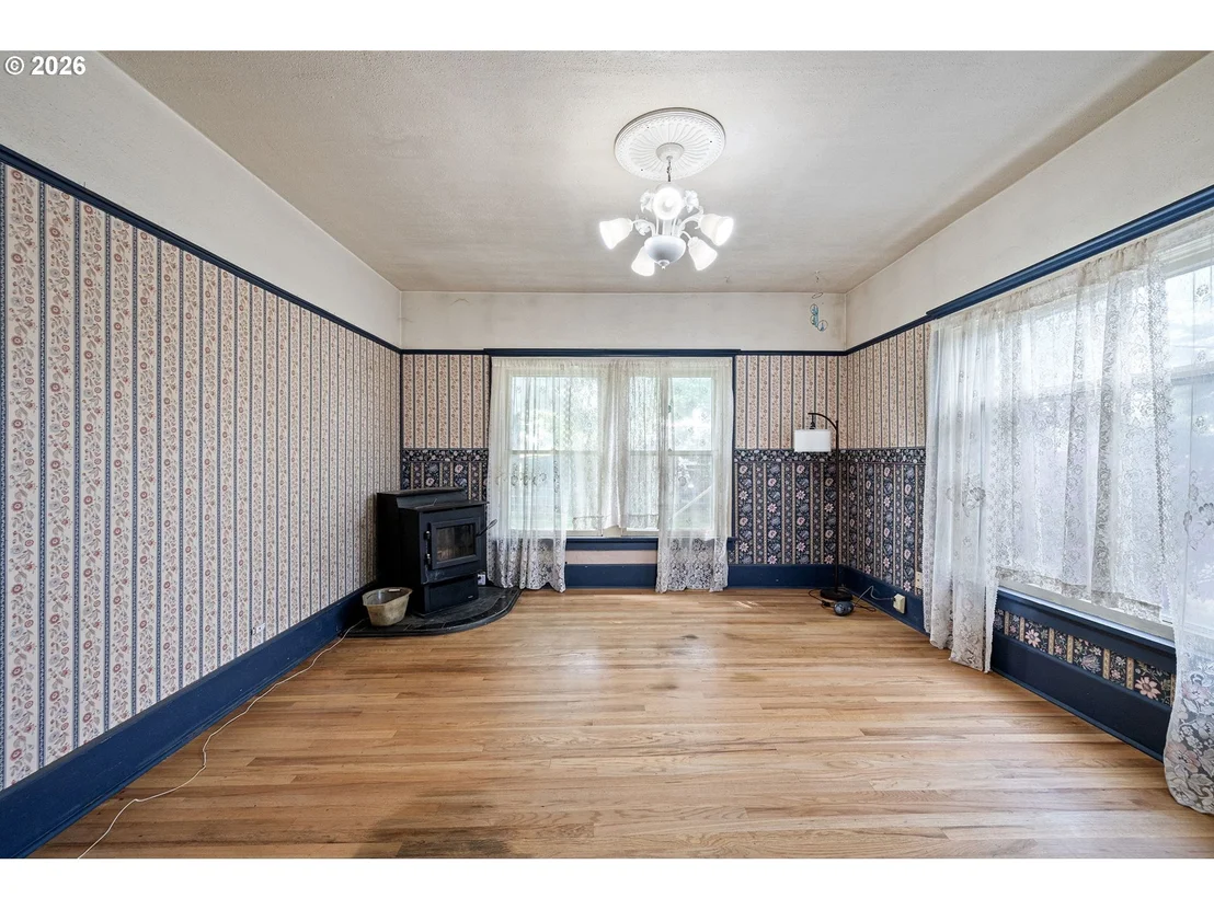 Photo of 5320 ROYAL AVE