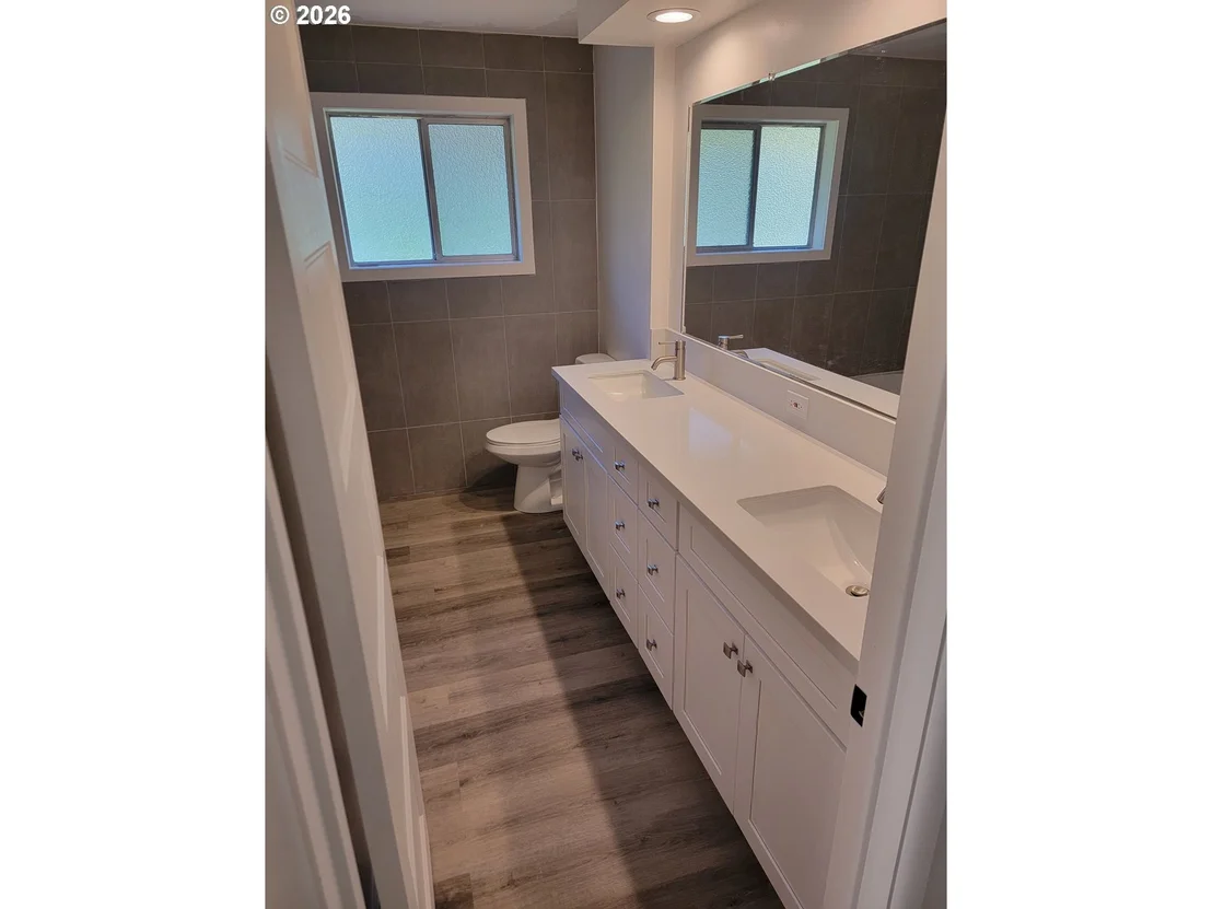 Photo of 2460 W 21ST AVE