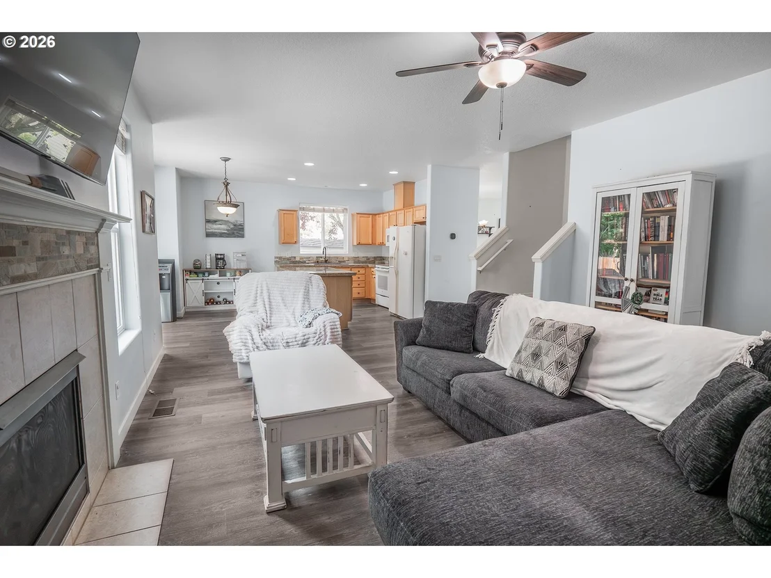 Photo of 1191 HEATHMAN DR