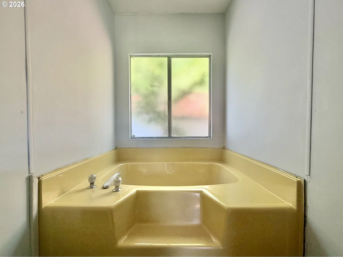 Photo of 76582 DAVIS RD