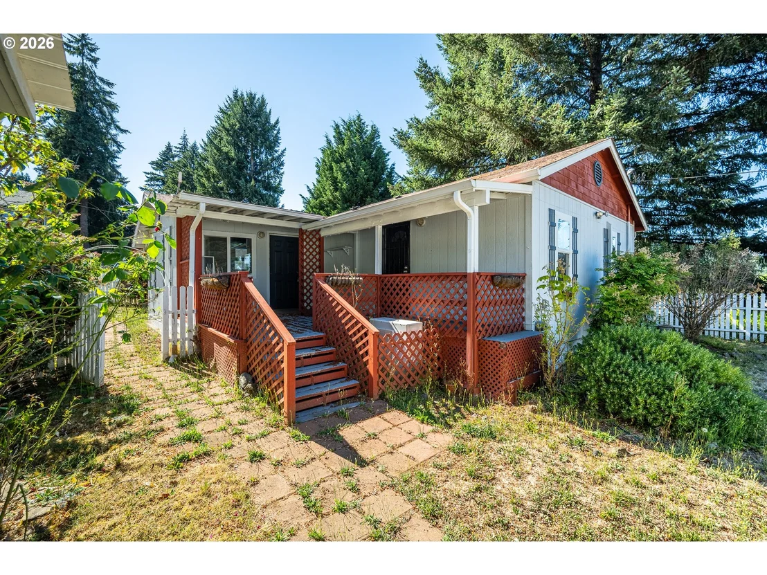 Photo of 792 CLONE AVE