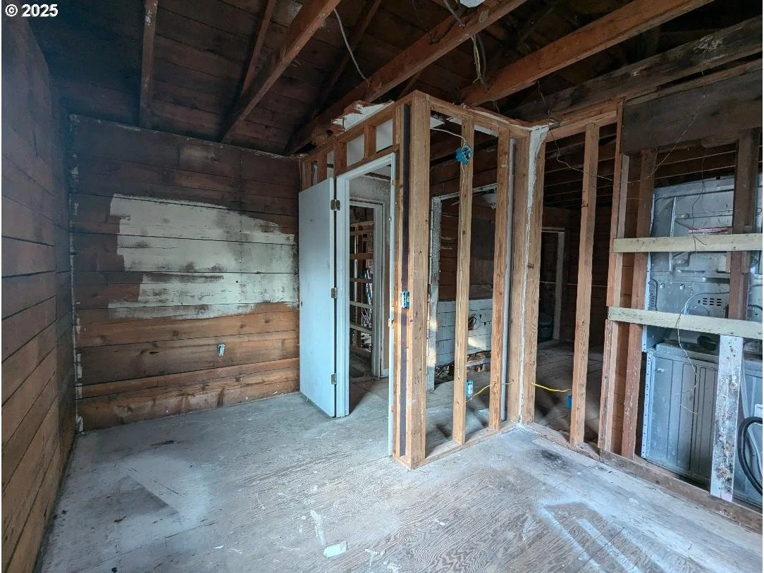 Photo of 48391 ROBERTS RD