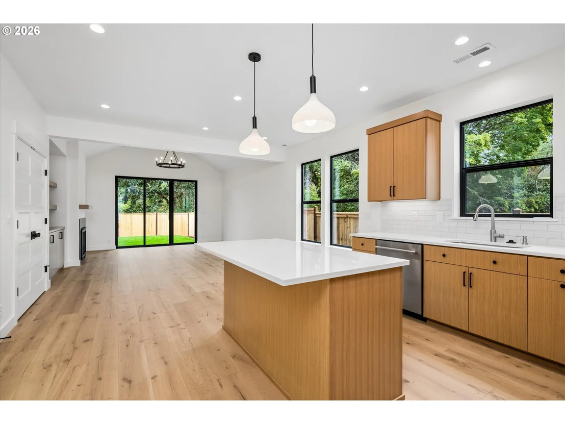 Photo of 89 CHURCHVIEW DR