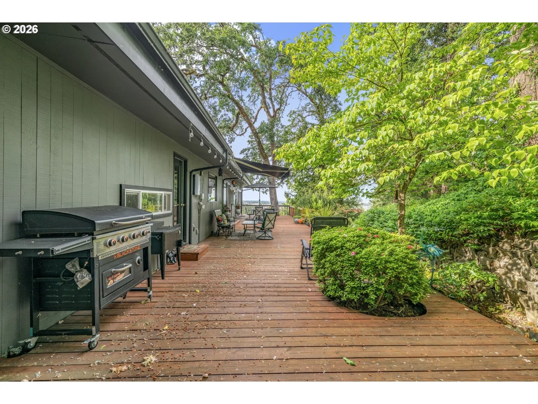 Photo of 2610 HIGHLAND OAKS DR