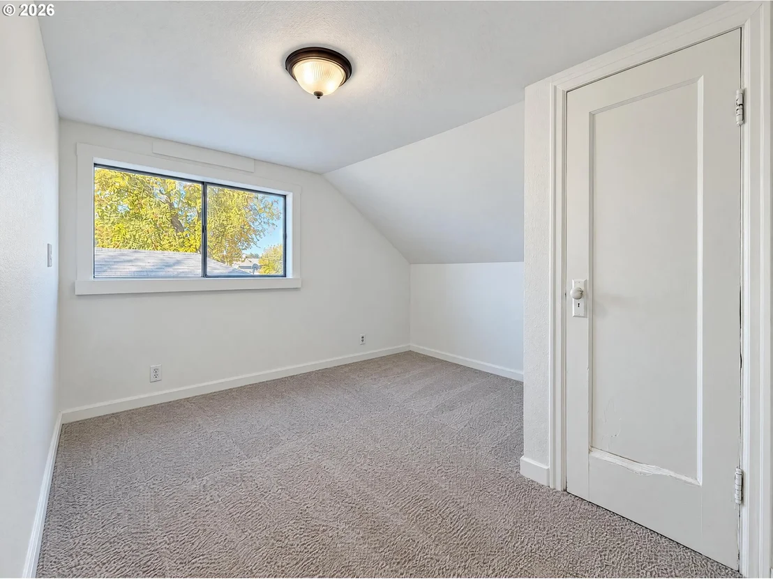 Photo of 1341 N CLARK ST