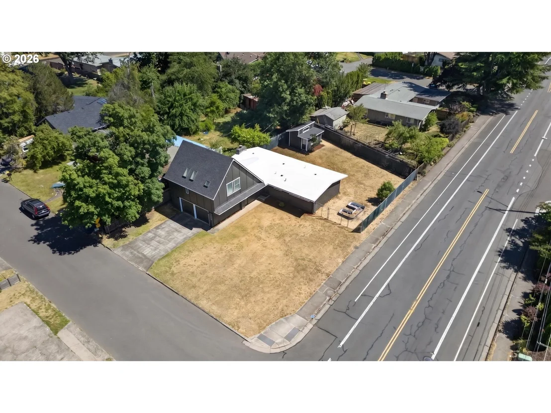Photo of 1696 LARKSPUR LOOP