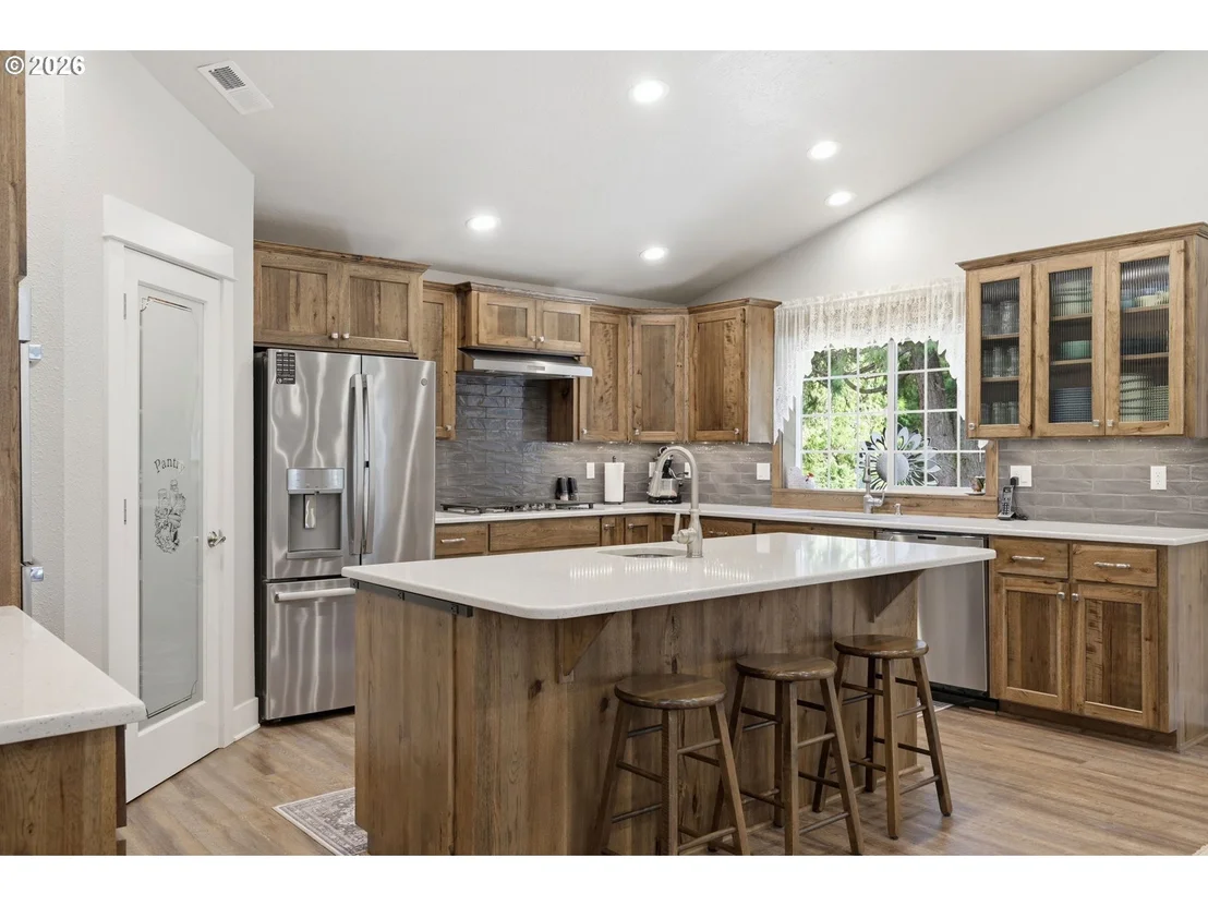 Photo of 93684 MARCOLA RD