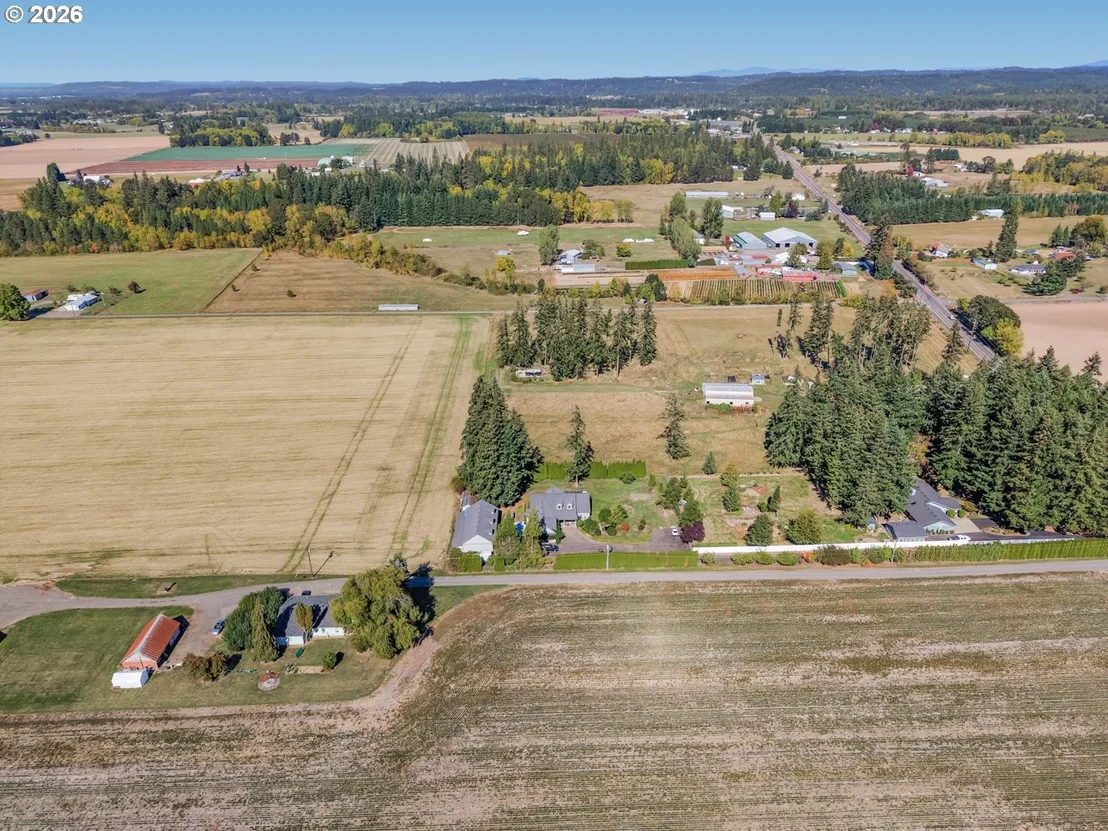 Photo of 30683 S HIGHWAY 213