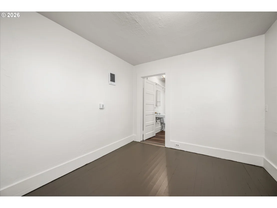 Photo of 527 MONROE ST
