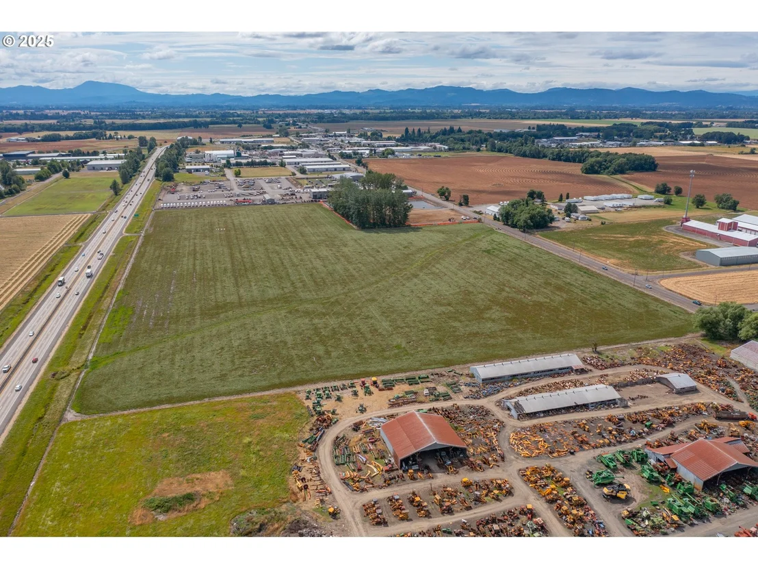 Photo of 32320 Highway 34