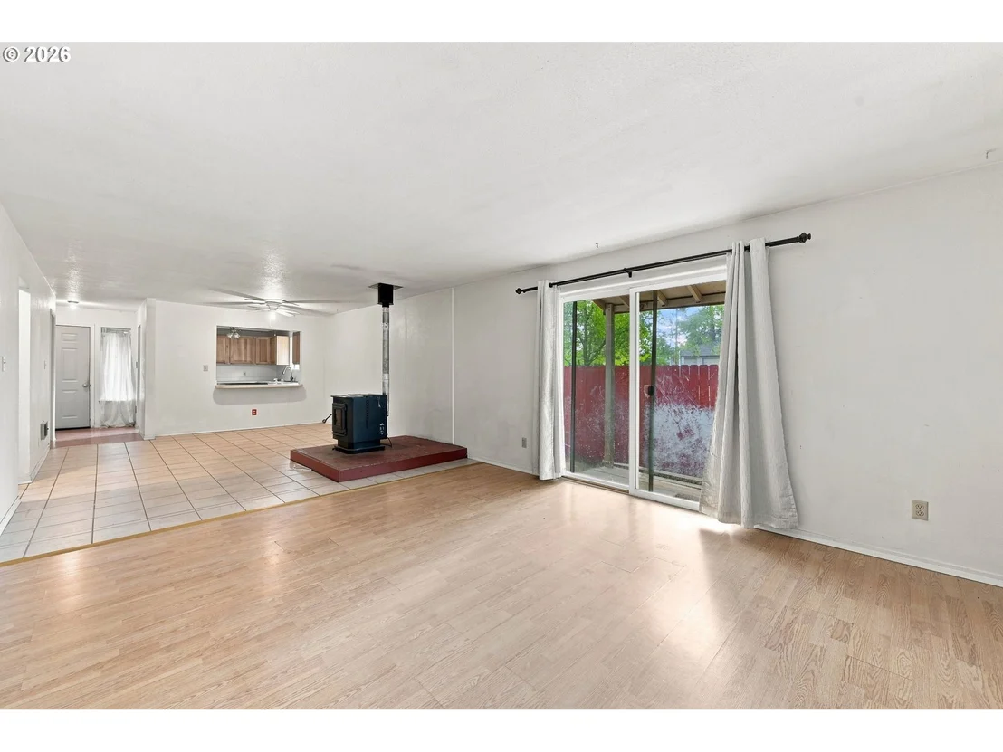 Photo of 828 NW FLORIDA AVE