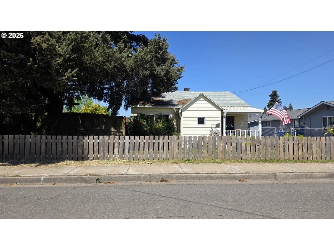 Photo of 3801 DOVE LN