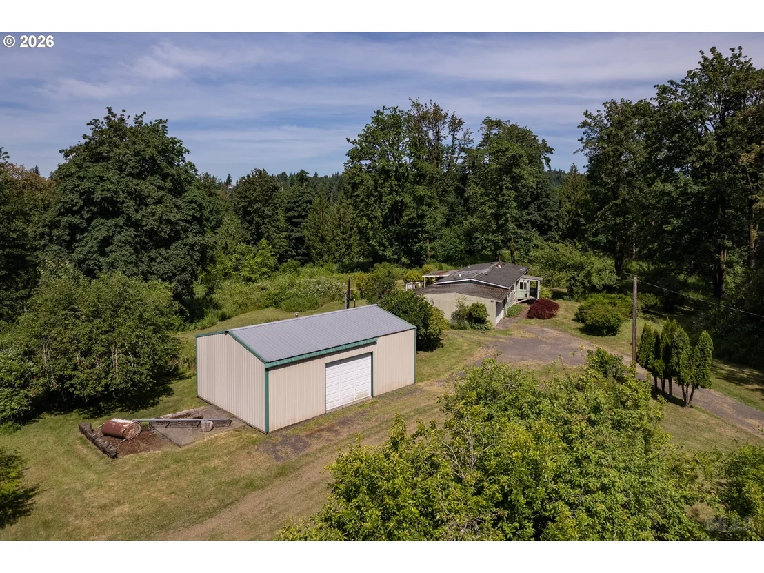 Photo of 66971 MAPLECREST LN