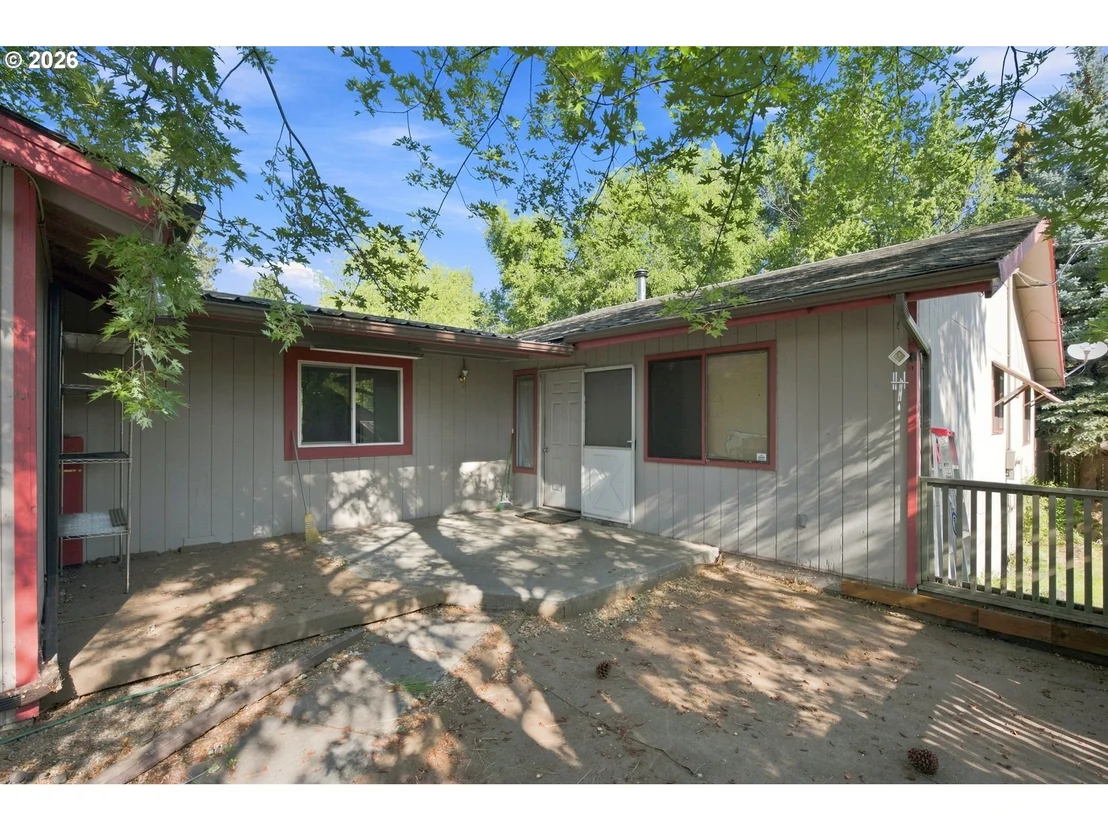 Photo of 828 NW FLORIDA AVE