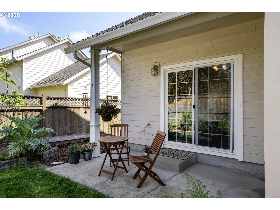 Photo of 190 NAISMITH BLVD