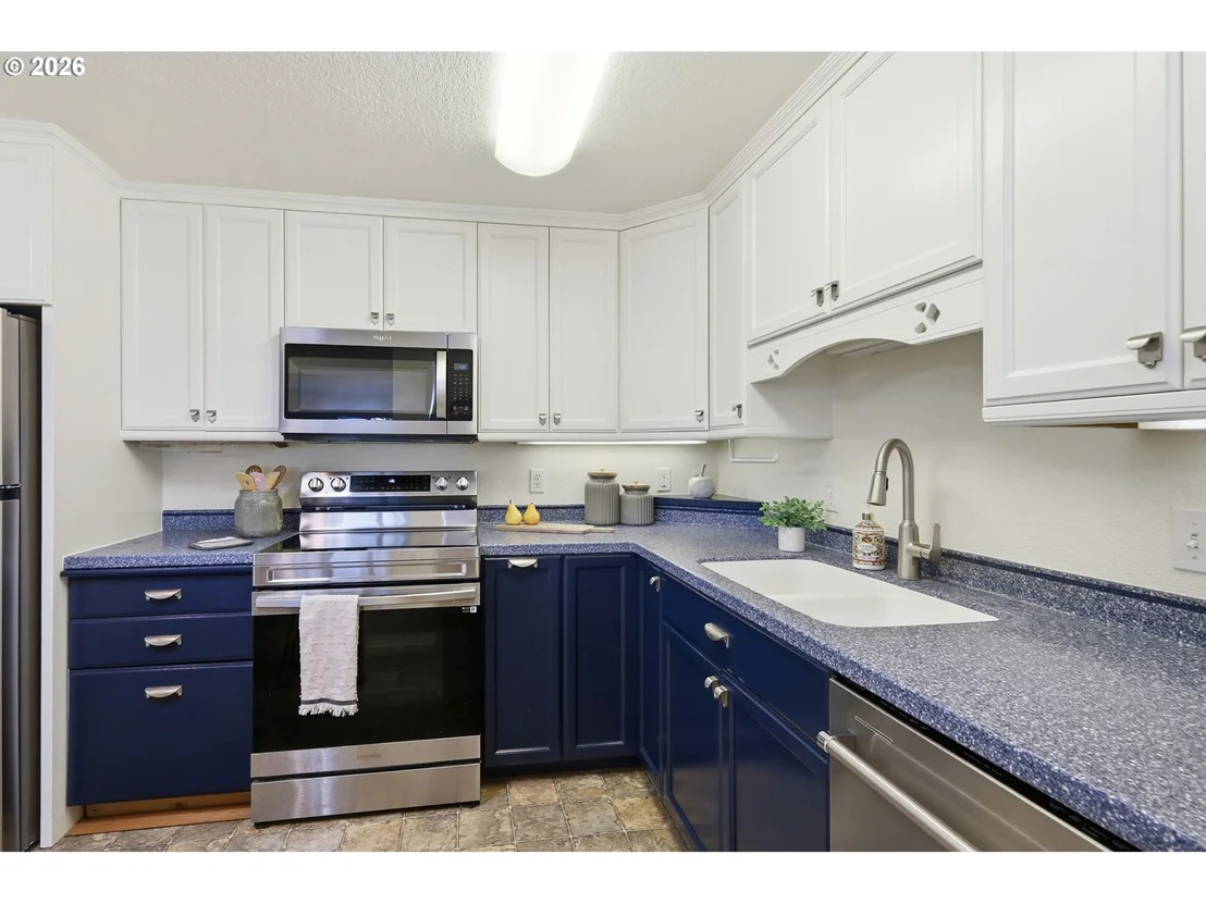 Photo of 29127 GIMPL HILL RD