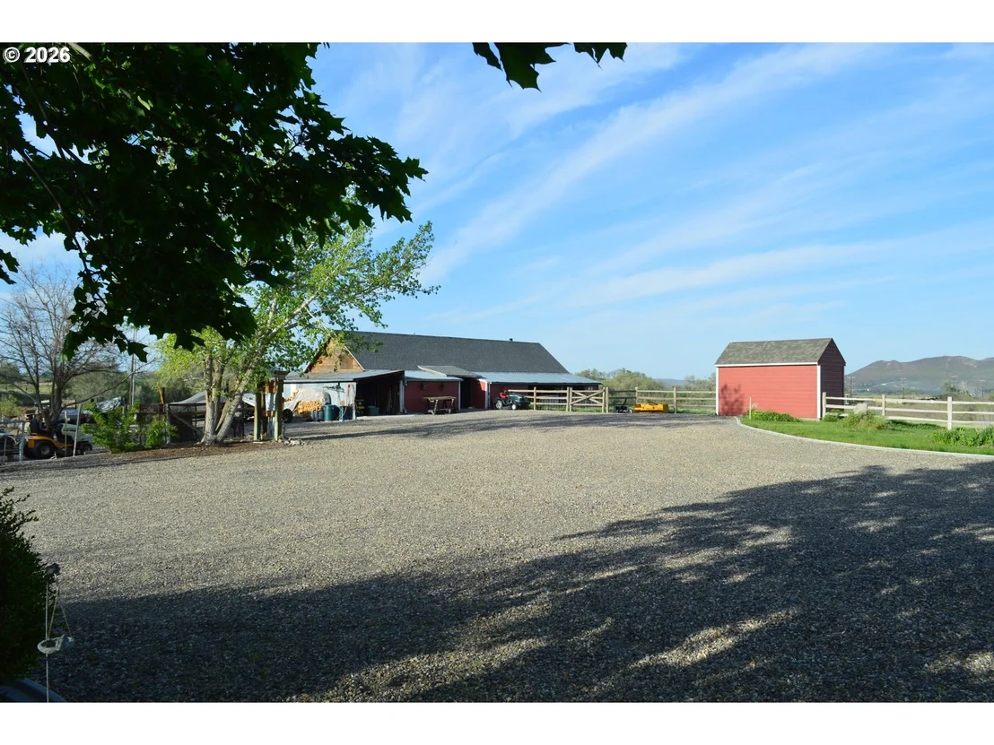Photo of 1935 BENCH RD