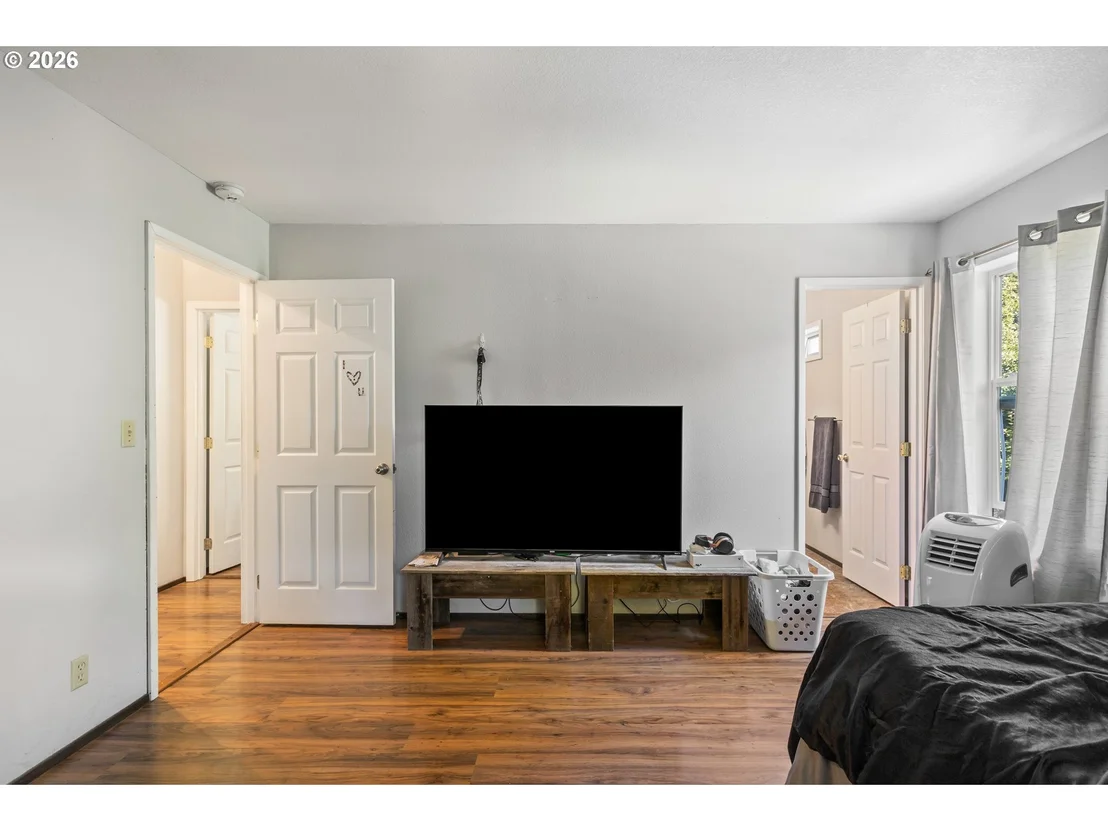Photo of 123 BURCHARD DR