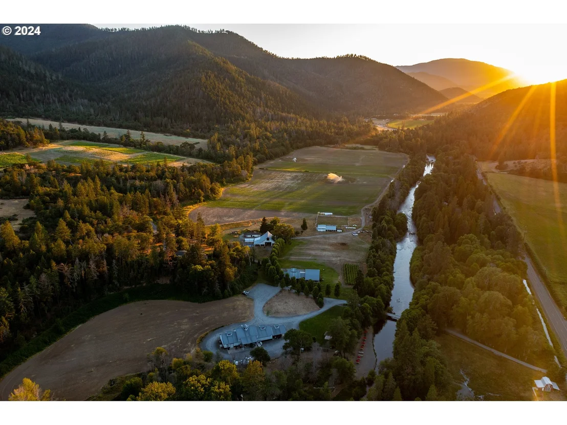 Photo of 11777 Highway 238