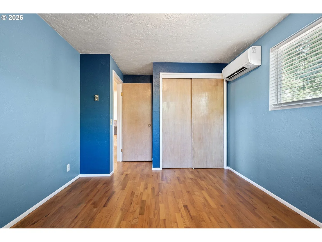 Photo of 130 E 31ST AVE