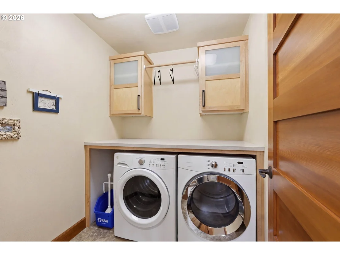 Photo of 2909 LORD BYRON PL