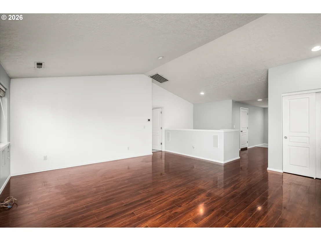 Photo of 553 S 48TH PL