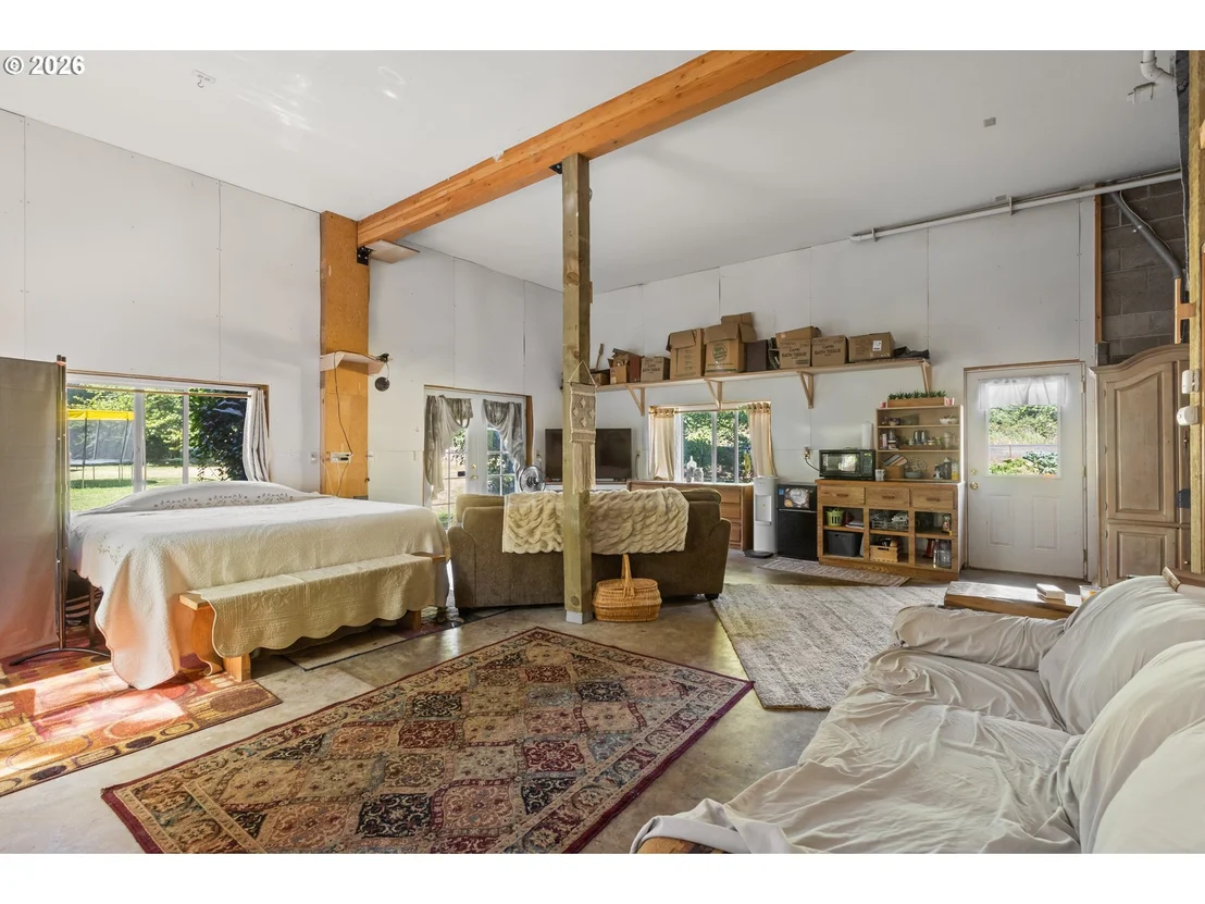 Photo of 123 BURCHARD DR