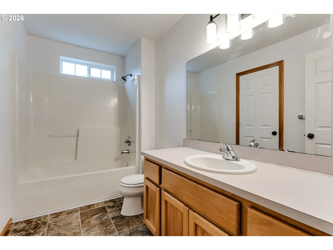 Photo of 555 HOLLYHOCK LN