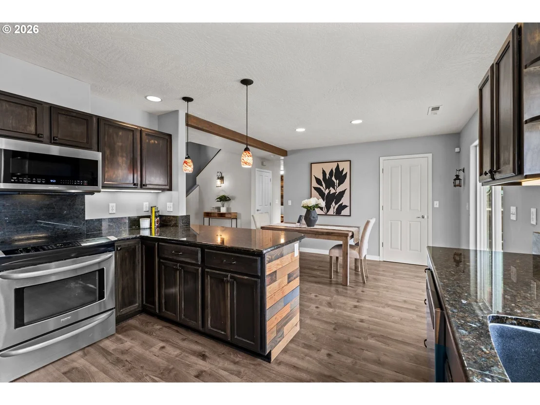 Photo of 5894 FIRESTONE DR