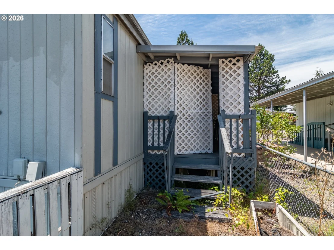 Photo of 190 TWIN OAKS LOOP