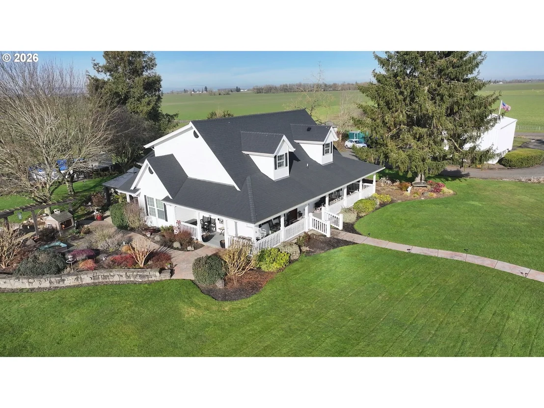 Photo of 33174 LANGMACK RD