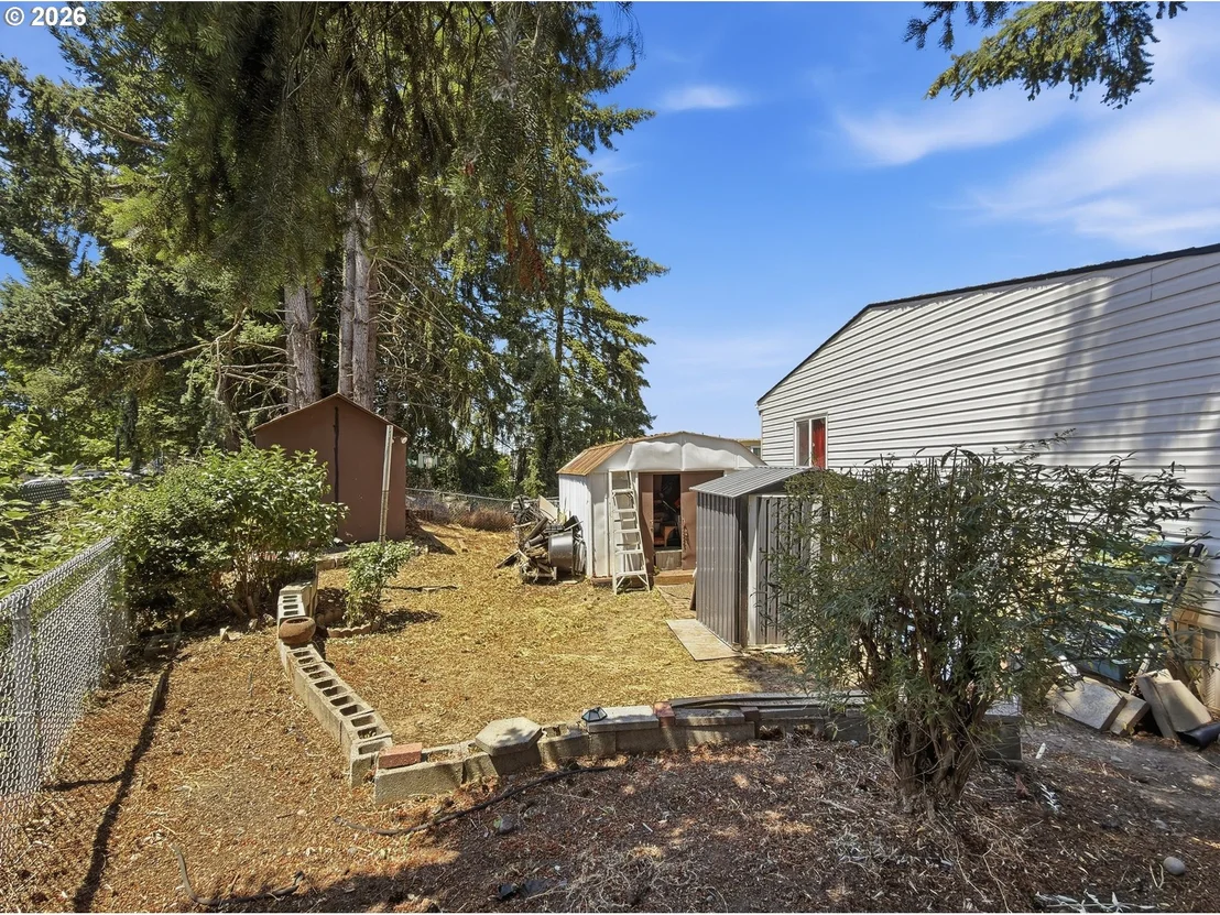 Photo of Unit 39 at 2145 31ST ST