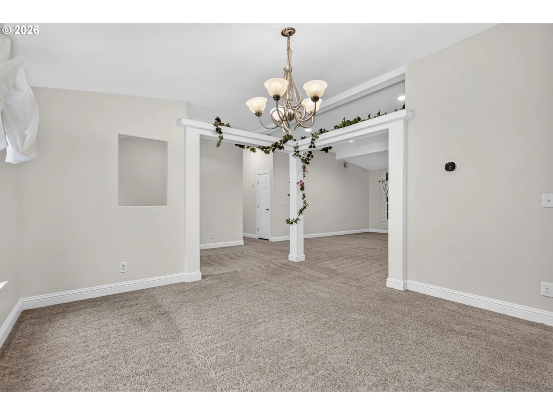 Photo of 530 INGALLS LN