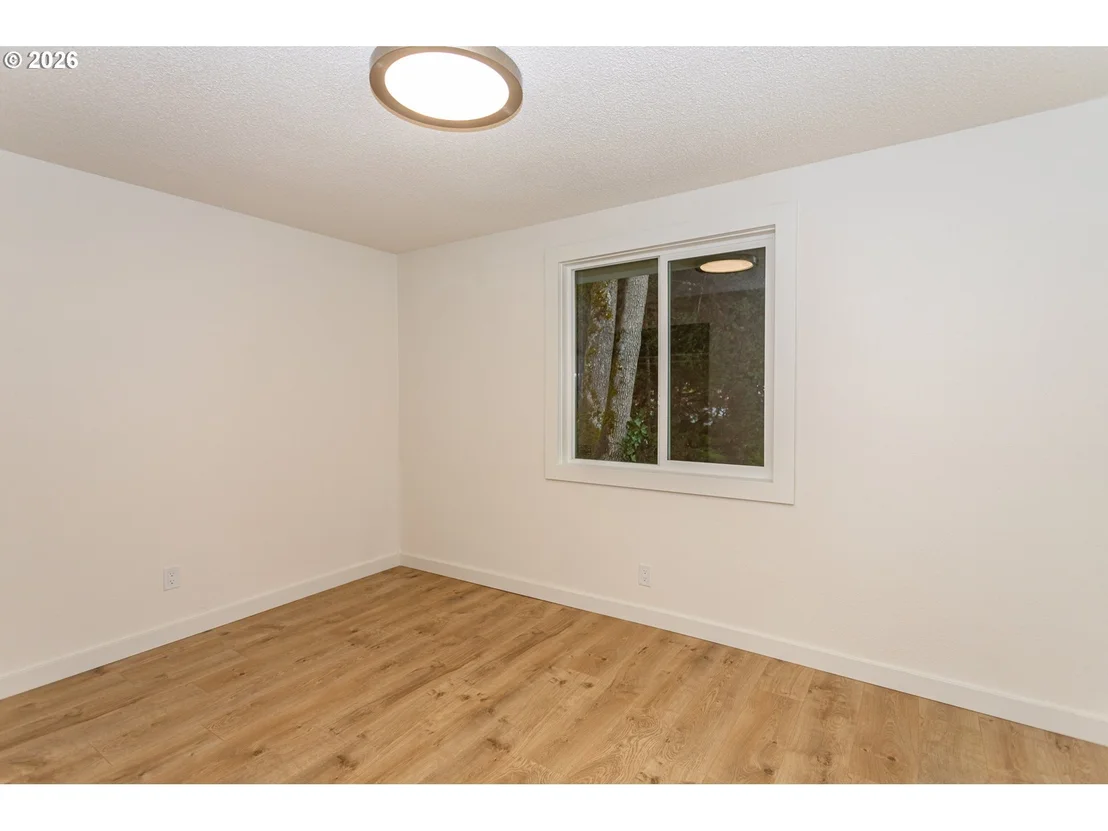 Photo of 395 E 46TH AVE