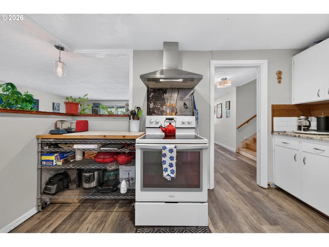 Photo of 390 HUNINGTON AVE