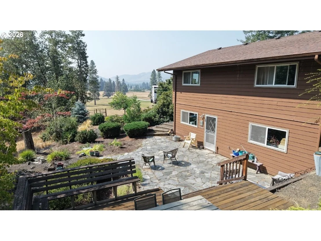 Photo of 801 COLONIAL RD