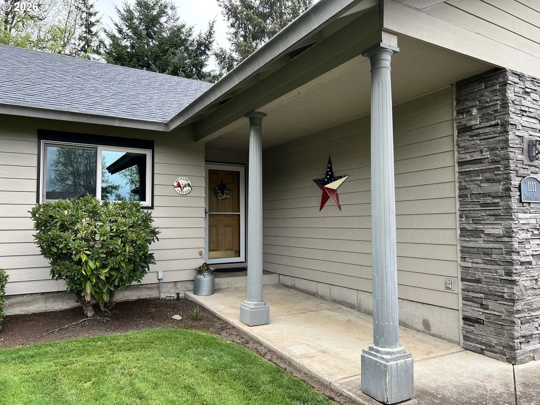 Photo of 1111 RISDEN PL