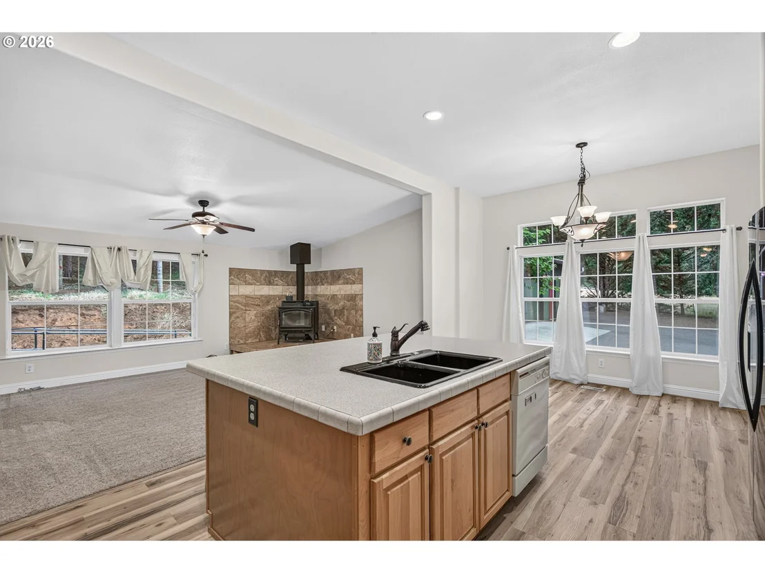 Photo of 530 INGALLS LN