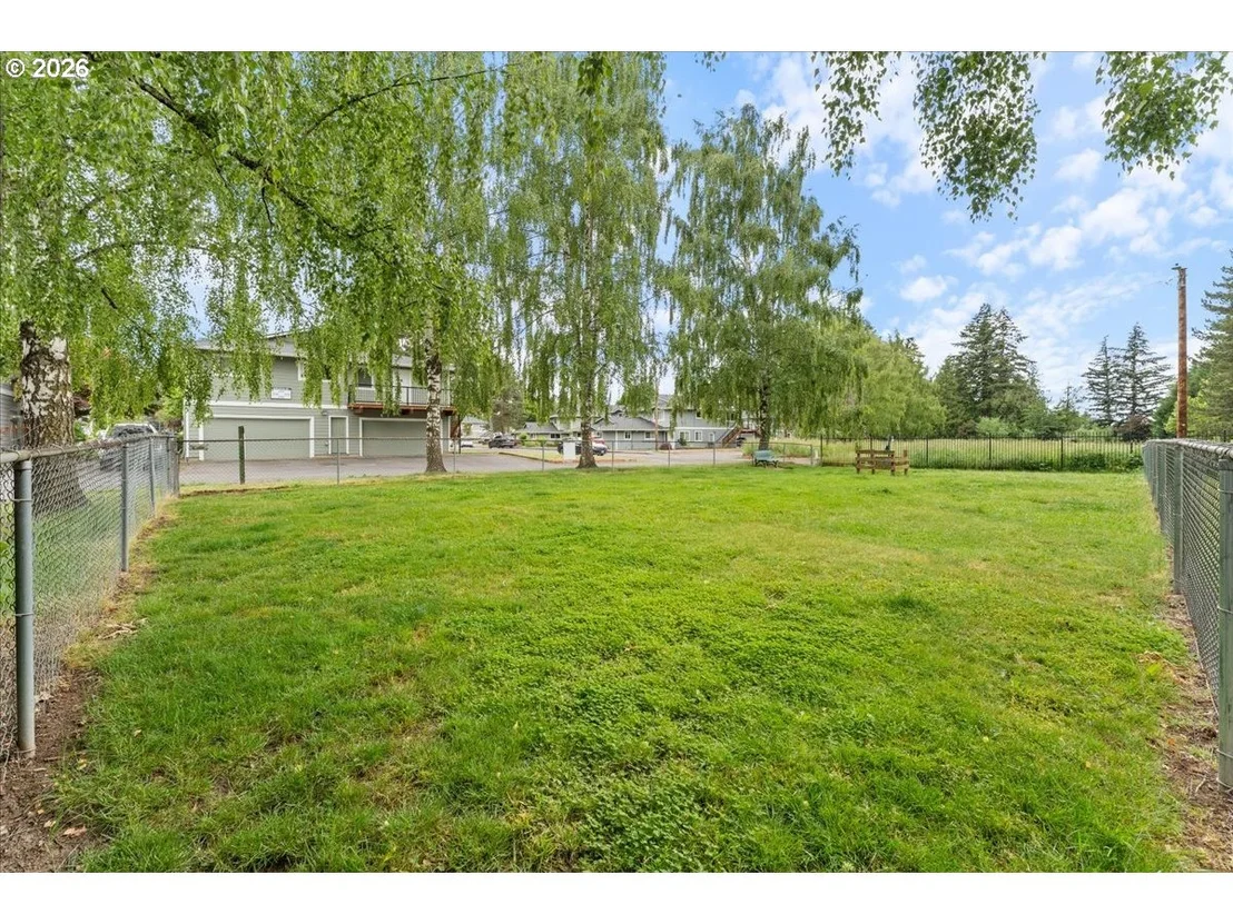 Photo of 1649 NE KANE DR