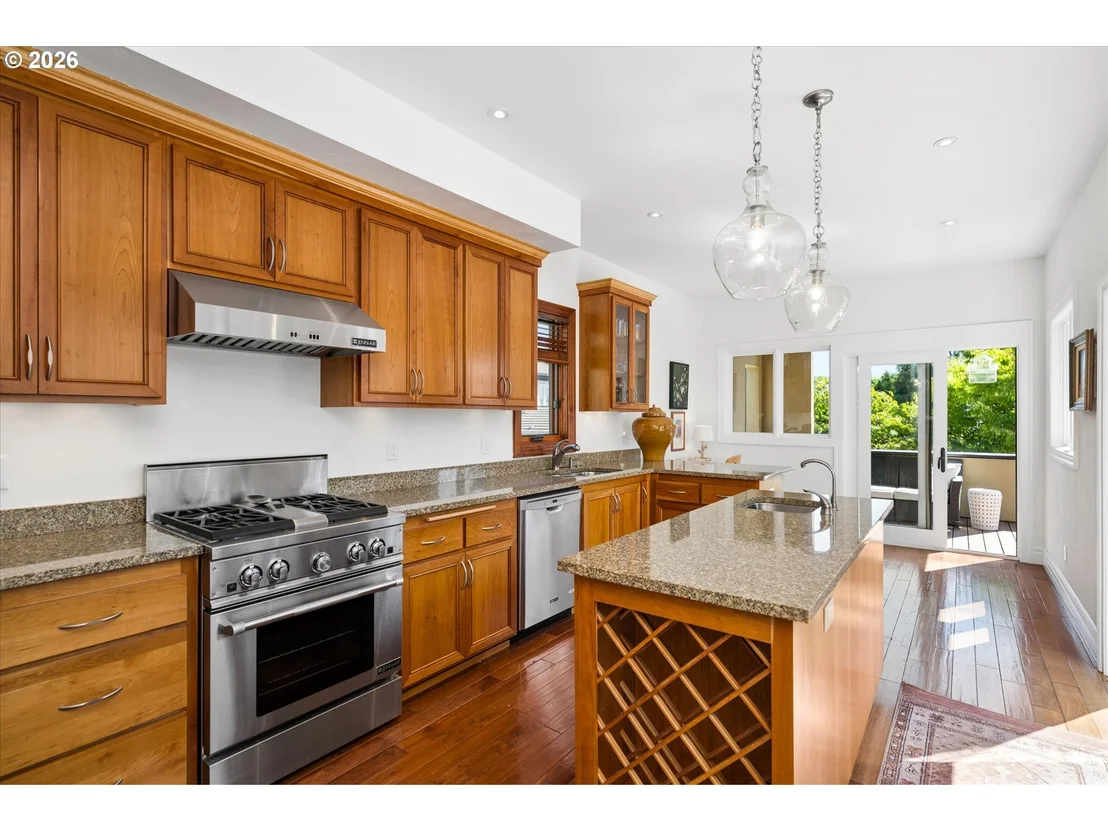 Photo of 2883 LORD BYRON PL
