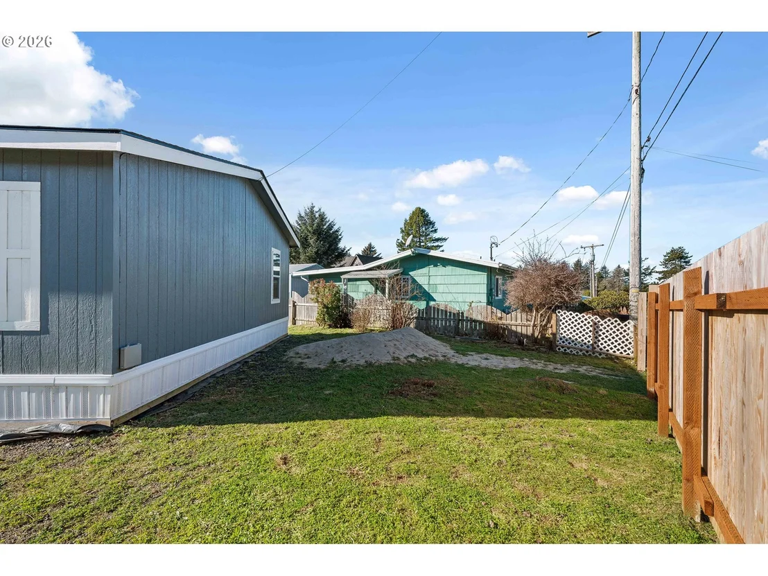 Photo of 64274 SADDLER RD