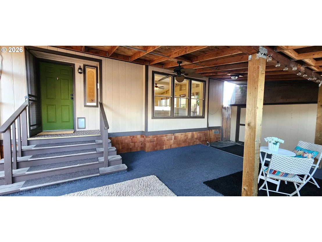 Photo of Unit G at 4531 FRANKLIN BLVD