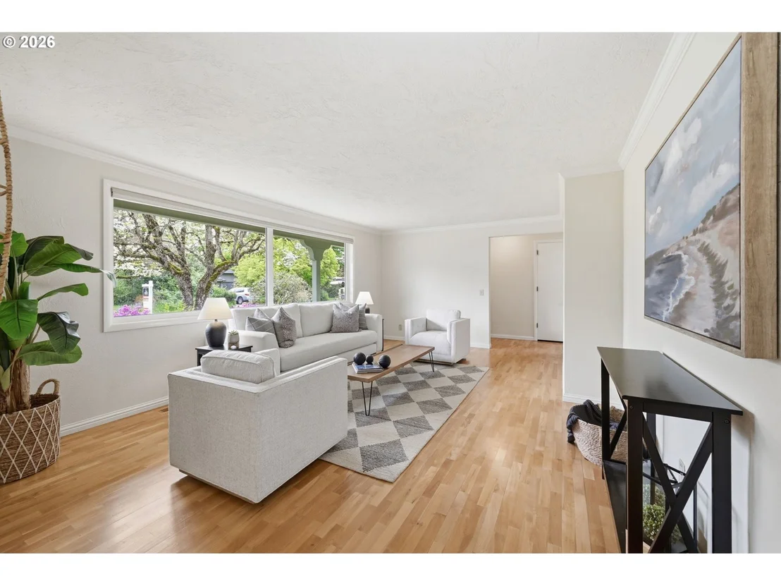 Photo of 394 CHERRY DR