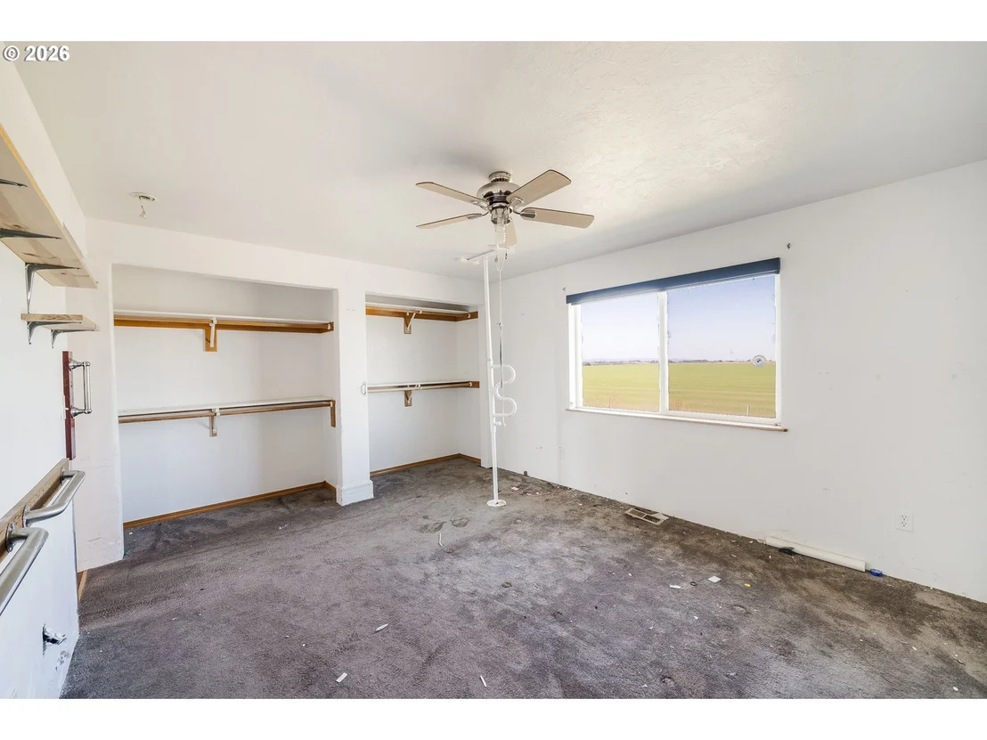 Photo of 668 EGRET AVE