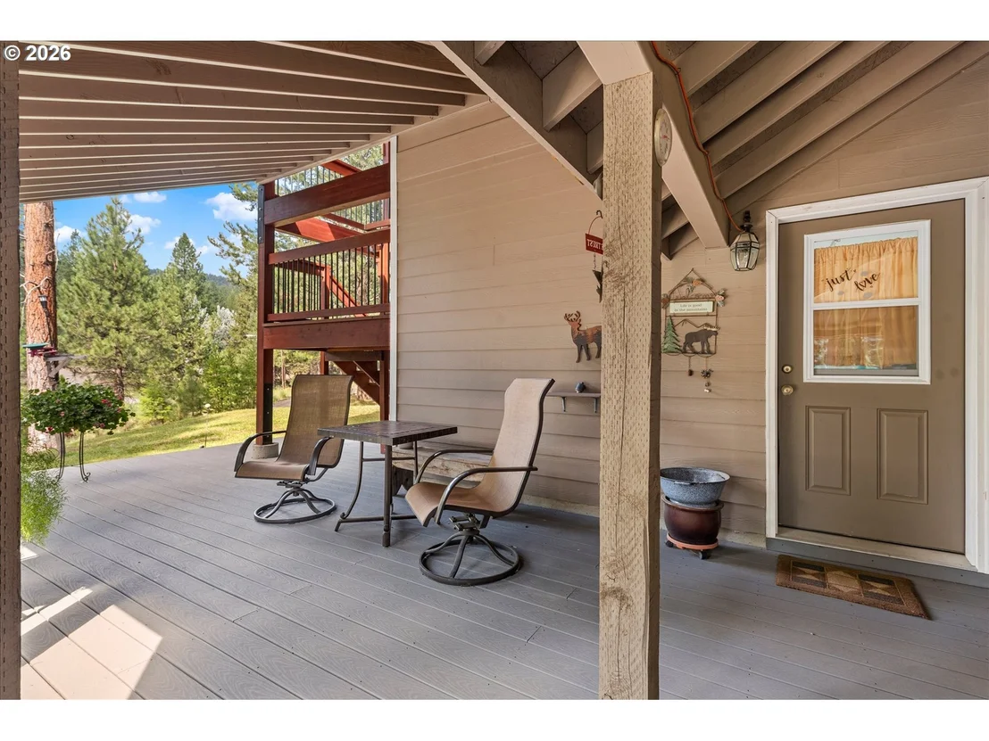 Photo of 395 BONANZA ST