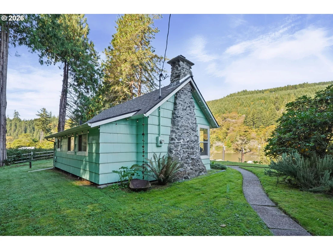 Photo of 9959 SWEET CREEK RD