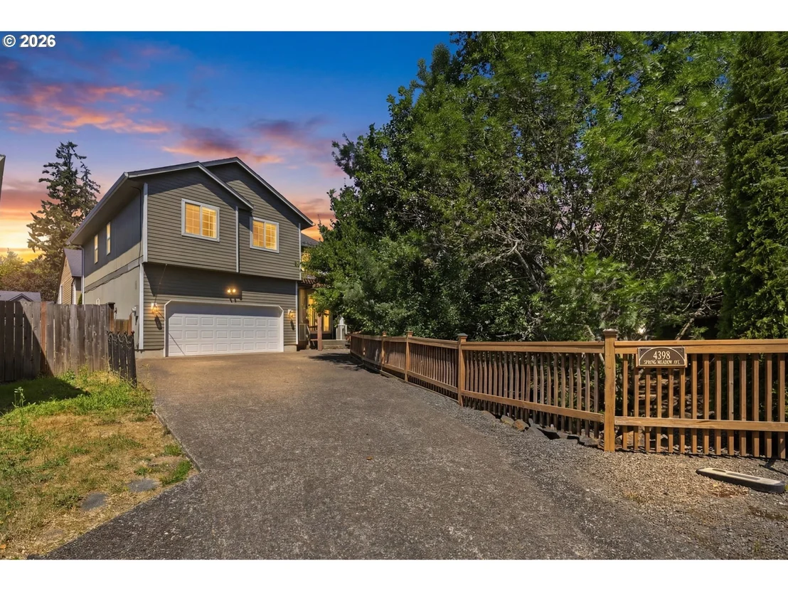 Photo of 4398 SPRING MEADOW AVE