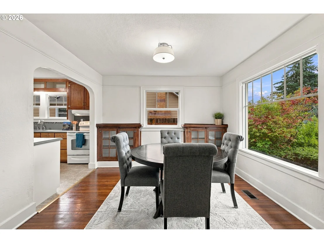 Photo of 352 W M ST