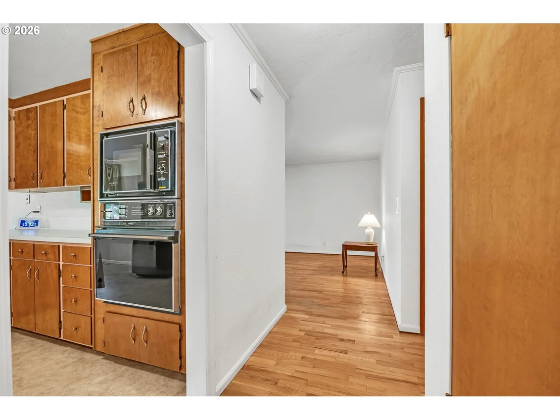 Photo of 681 HATTON AVE